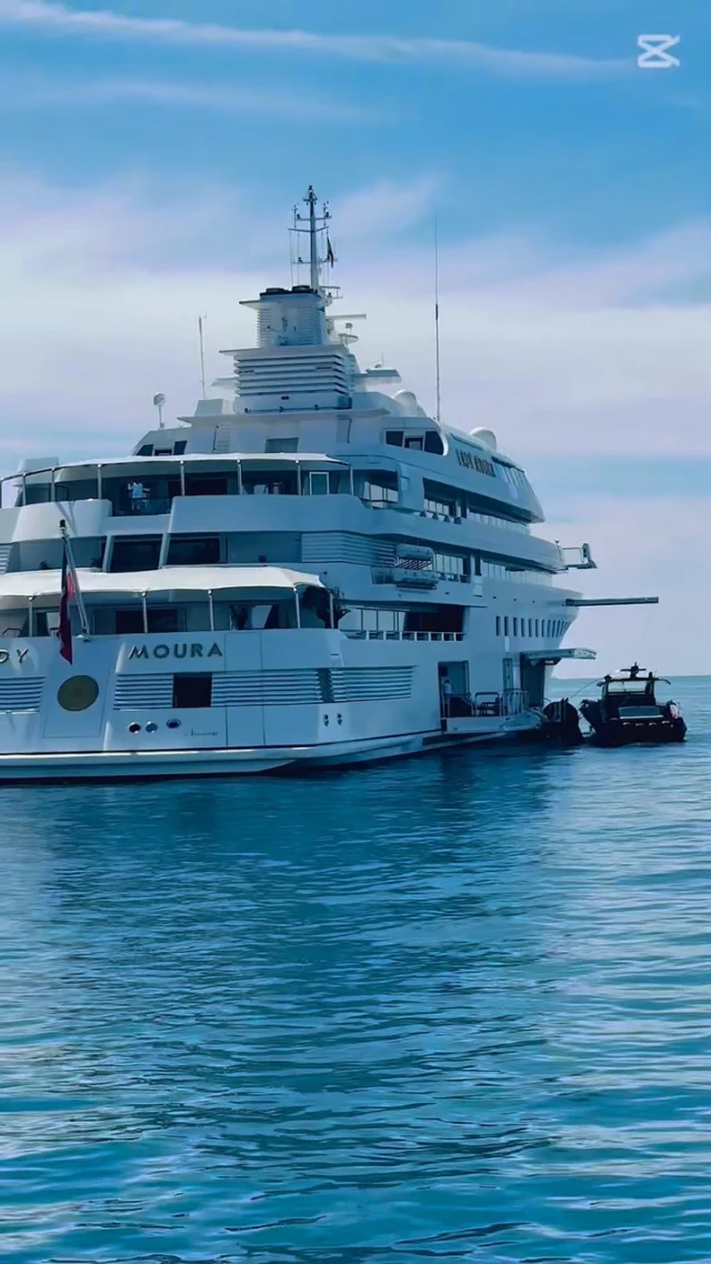 A beautiful cruise across Marbella is best enjoyed from the deck of our 1966 classic yacht, Mooi. Picture golden skies, gentle waves, and the perfect sea breeze—this is the kind of magic you won’t find anywhere else.

Share your plans with us, and we’ll handle the rest to create an unforgettable experience on the water.

Tel/WhatsApp +34 600 71 95 90 📞

Puerto Banús - MARBELLA - Spain 

#yachtrentalmarbella #yachtchartermarbella #marbella #marbellalifestyle #marbellaluxury #marbellalife #marbellabeach  #marbellaclub #puenteromanomarbella #ciprianimarbella #chriscraft #luxurymarbella #oldschool #travelinstyle #vintageyacht #oldmoney #chriscraft #marbellaboatcharter #chriscraftboats #ladymourayacht #classicyacht #sunsetcruise #YachtLifeStyle #puertobanus #FishingAdventure #ClassicYachtExperience